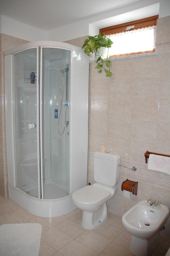 Bed and Breakfast Al Vecchio Glicine Gábria Zewnętrze zdjęcie